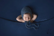 Neugeborenenfotografie Mohairhut Vollmond
