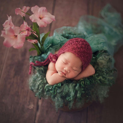 Neugeborenenfotografie Mohairhut Vollmond